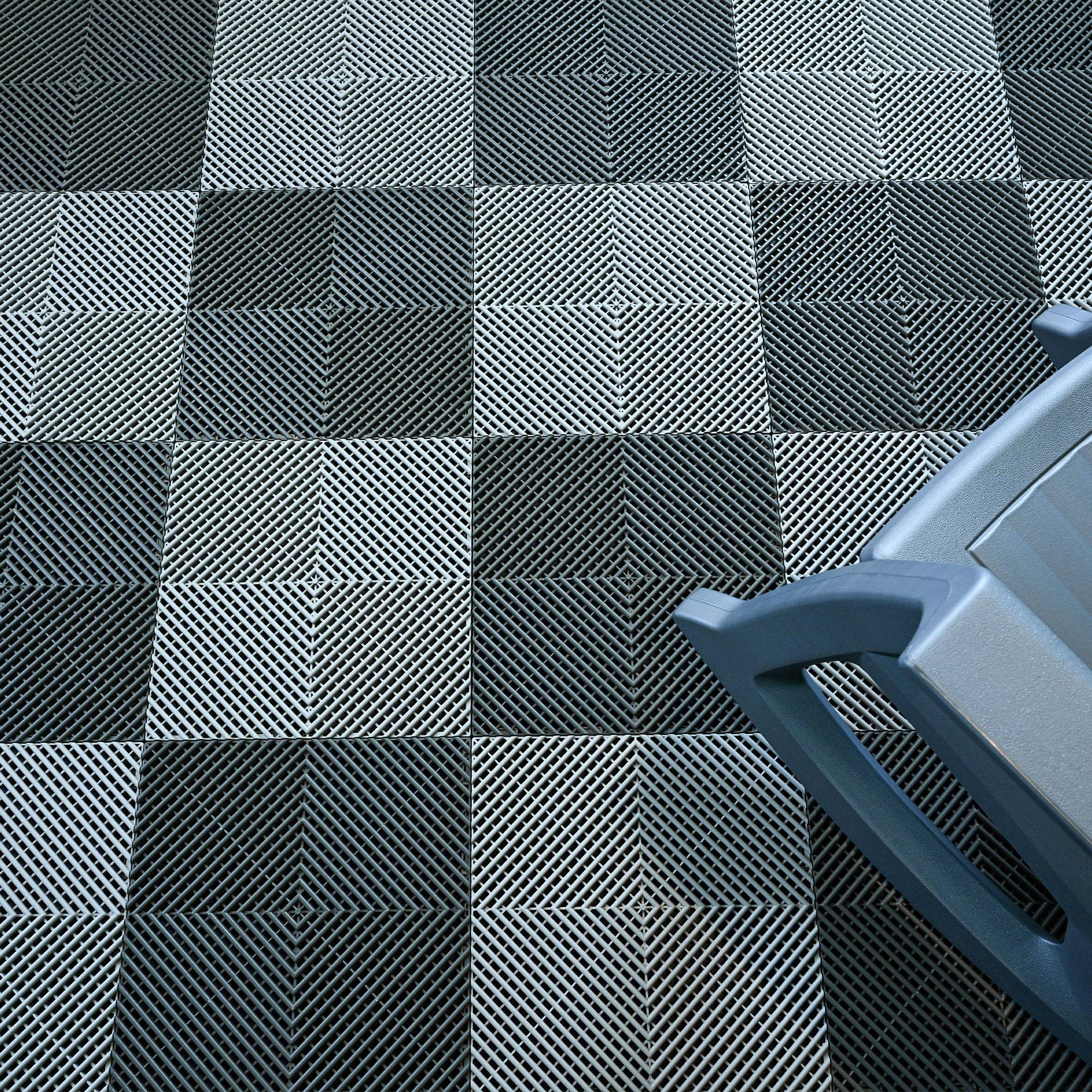 1738310627-32